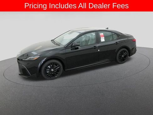 New 2026 Toyota Camry SE FWD image 2