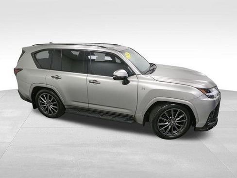 Used 2024 Lexus LX 600 F Sport image 5