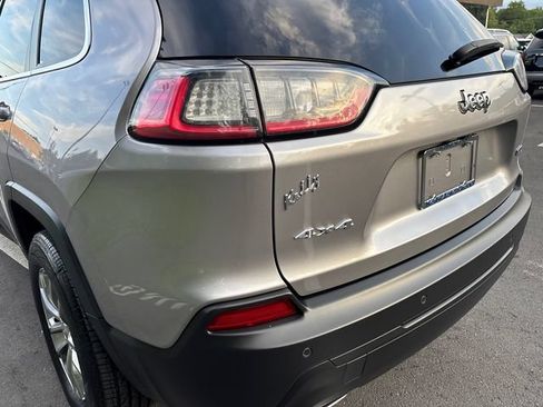 Used 2021 Jeep Cherokee Latitude Lux AWD/4WD image 28