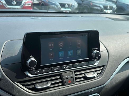 Certified 2024 Nissan Altima 2.5 S image 25