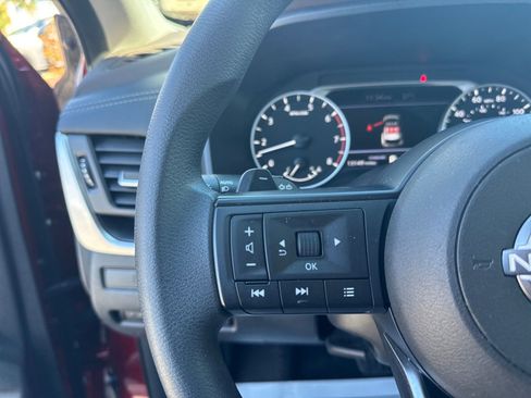 Certified 2023 Nissan Rogue S image 13