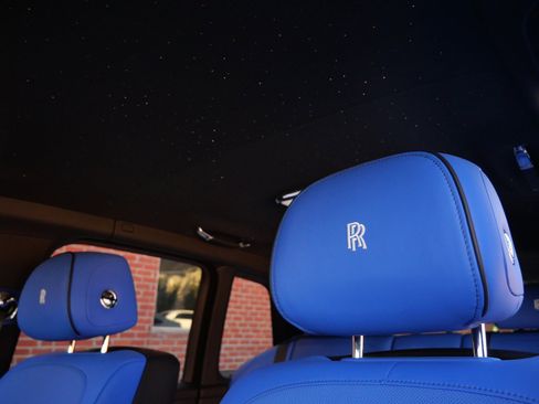 Used 2024 Rolls-Royce Cullinan Black Badge image 10