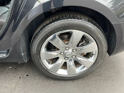 Used 2010 Buick LaCrosse CXL w/ Luxury Package image 12