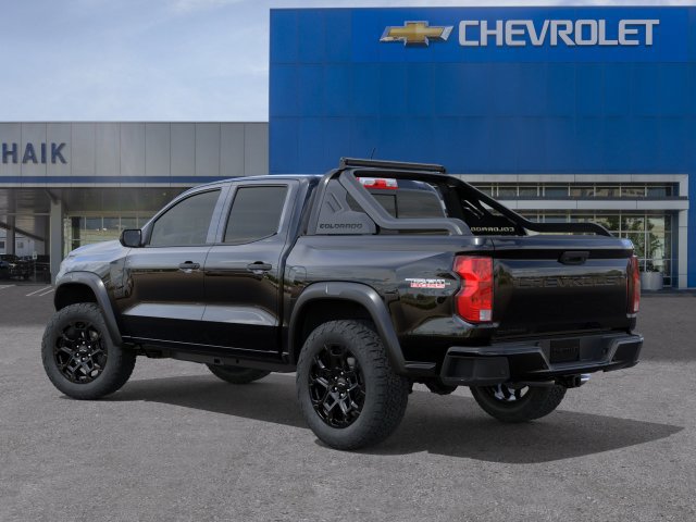 New 2026 Chevrolet Colorado Trail Boss w/ Midnight Edition AWD/4WD image 3