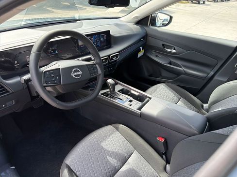 New 2026 Nissan Sentra SV w/ SV Convenience Package FWD image 13