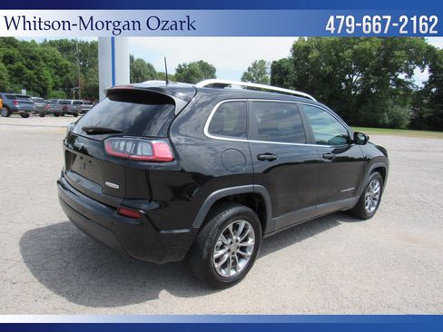 Used 2019 Jeep Cherokee Latitude Plus FWD image 15