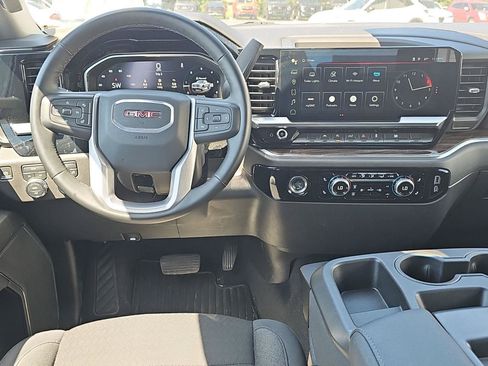 Used 2024 GMC Sierra 1500 Elevation AWD/4WD image 14