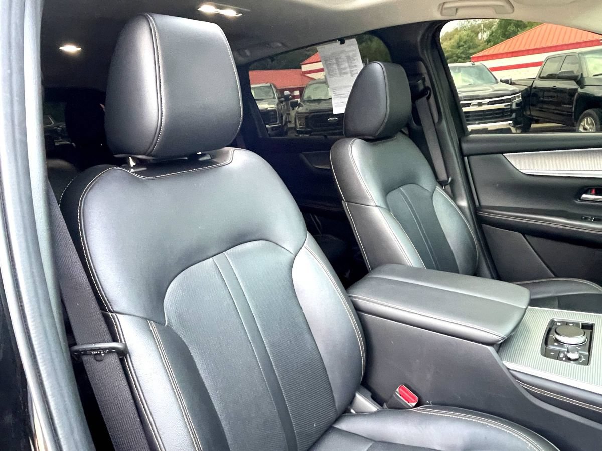 Used 2024 MAZDA CX-90 Plug-In Hybrid w/ Preferred AWD/4WD image 10
