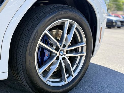 Used 2019 BMW X4 M40i w/ Executive Package AWD/4WD image 9