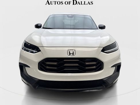 Used 2023 Honda HR-V Sport image 3