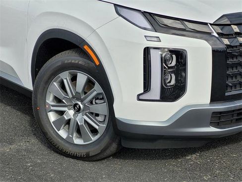 Certified 2025 Hyundai Palisade SEL image 5
