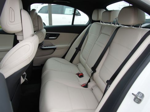 New 2026 Mercedes-Benz C 300 4MATIC Sedan image 26