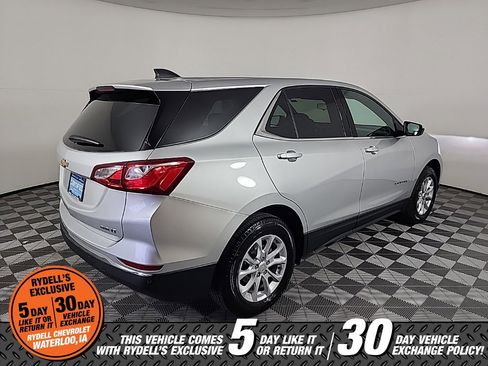Certified 2020 Chevrolet Equinox LT image 11