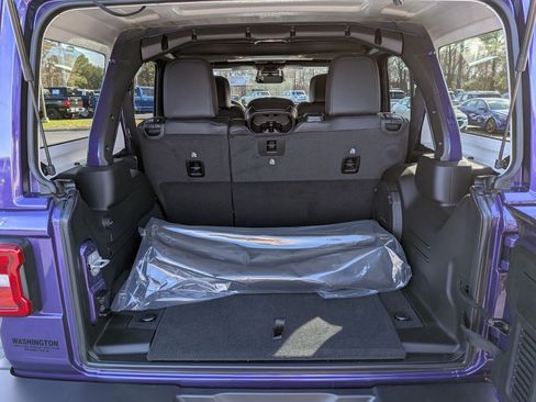 New 2026 Jeep Wrangler Unlimited Rubicon image 19