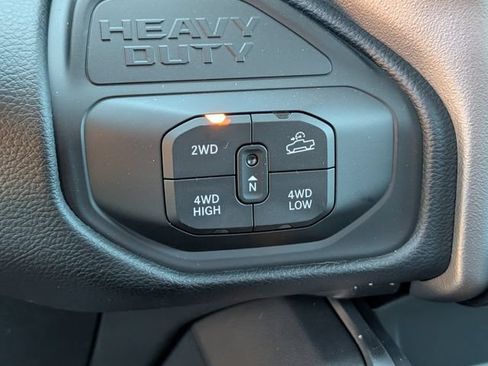 New 2026 RAM 2500 Big Horn AWD/4WD image 29