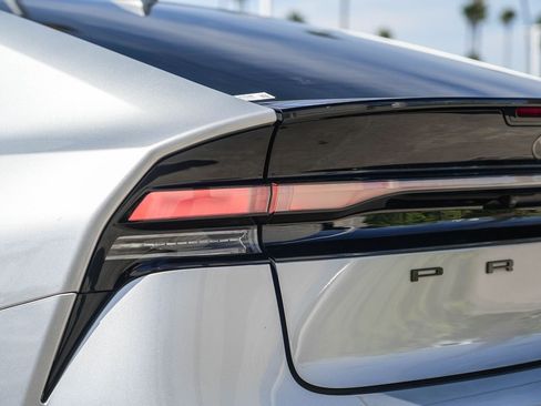 Certified 2023 Toyota Prius Prime FWD image 9