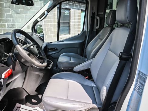 Used 2016 Ford Transit 350 XL RWD image 8