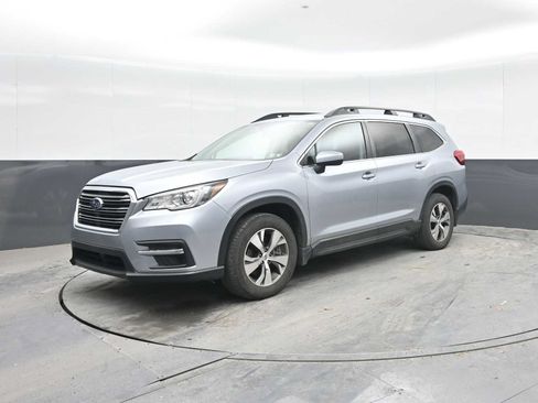 Used 2021 Subaru Ascent Premium w/ Convenience Package AWD/4WD image 5