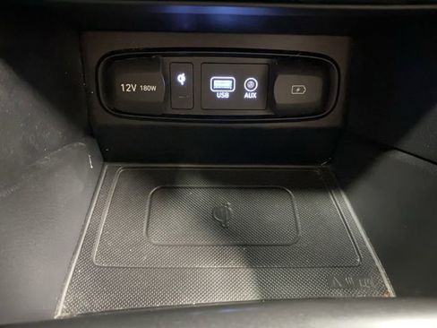 Used 2020 Hyundai Santa Fe SEL w/ Convenience Package image 24