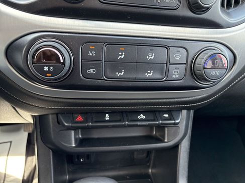 Used 2022 GMC Canyon Elevation RWD image 22