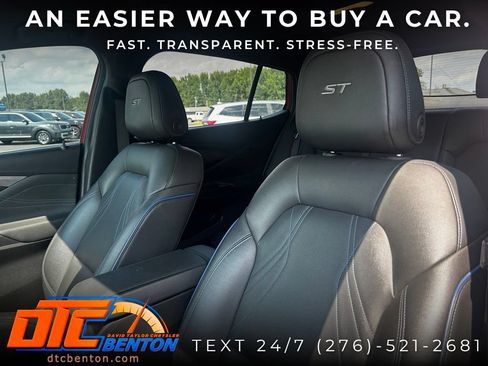 Used 2024 Buick Envista Sport Touring w/ Convenience II Package FWD image 7