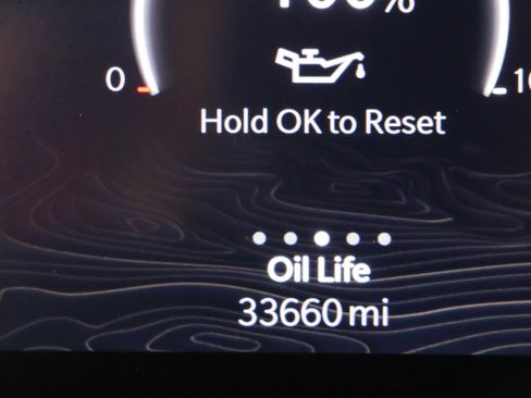 Used 2023 Jeep Grand Cherokee Altitude image 16