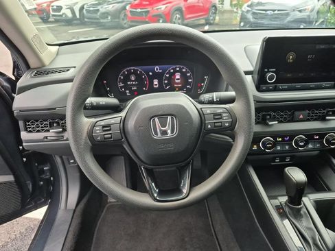 Used 2025 Honda Accord SE image 22