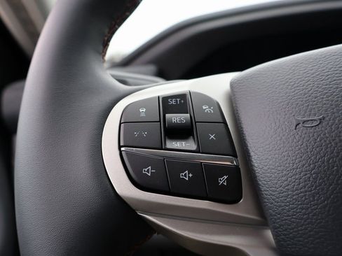 New 2026 Ford Explorer Active image 28