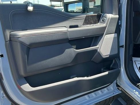 New 2026 Ford F350 Lariat w/ Black Appearance Package AWD/4WD image 16