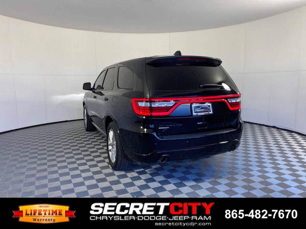 Used 2022 Dodge Durango R/T w/ Blacktop Package AWD/4WD image 5