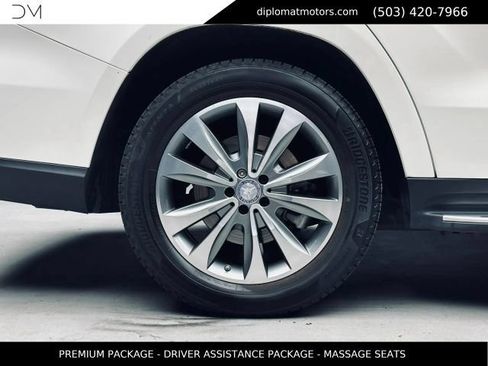 Used 2015 Mercedes-Benz GL 450 4MATIC image 47