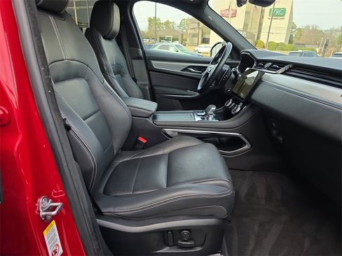 Used 2024 Jaguar F-PACE R-Dynamic S image 16