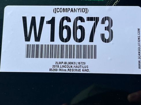 Used 2019 Lincoln Nautilus Reserve image 2