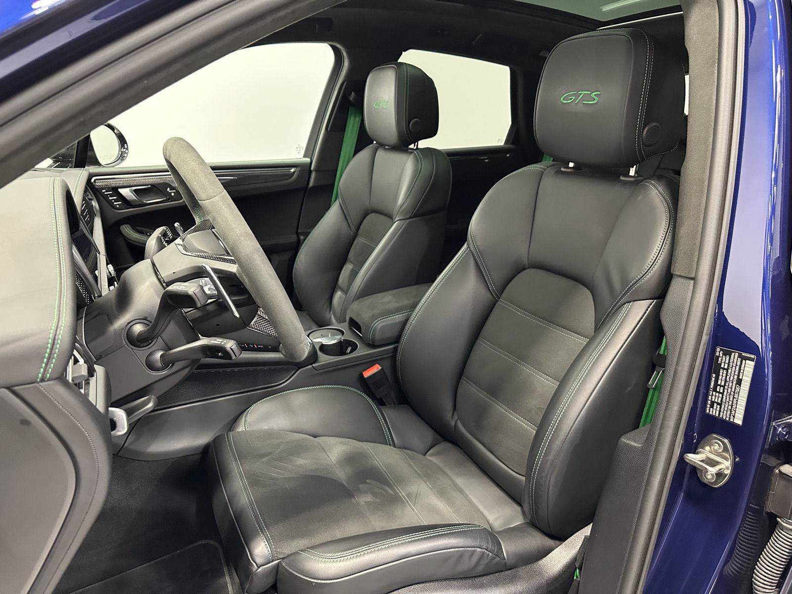 Used 2023 Porsche Macan GTS AWD/4WD image 5