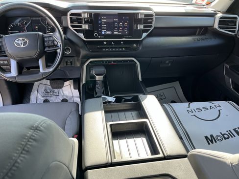 Used 2023 Toyota Tundra SR5 w/ SR5 Convenience Package AWD/4WD image 16