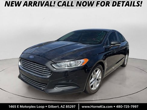 Used 2014 Ford Fusion SE FWD image 1