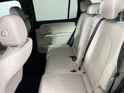 New 2026 Mercedes-Benz GLB 250 4MATIC image 20