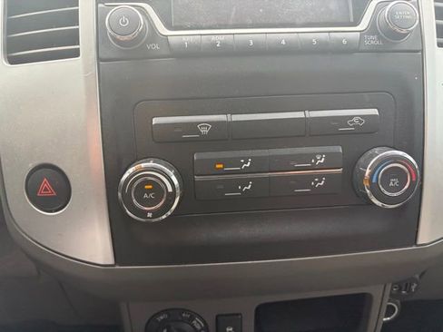 Used 2017 Nissan Frontier SV AWD/4WD image 11