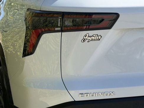 New 2026 Chevrolet Equinox LT image 7