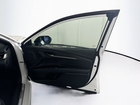 Used 2026 Toyota Camry XSE w/ Premium Plus Package FWD image 31