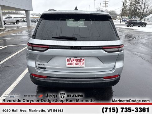 New 2026 Jeep Grand Cherokee Altitude AWD/4WD image 8