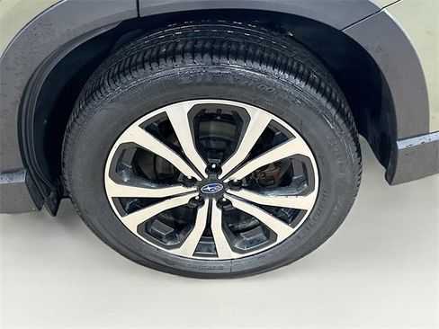 Used 2021 Subaru Forester Limited image 10