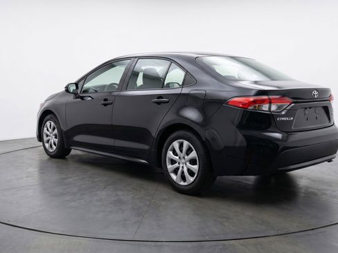 Used 2025 Toyota Corolla LE FWD image 6
