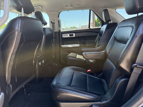 Used 2024 Ford Explorer Limited AWD/4WD image 30