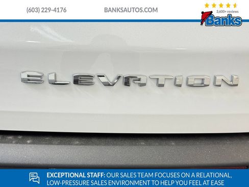 New 2026 GMC Acadia Elevation image 7