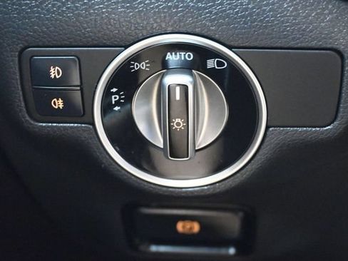 Used 2019 Mercedes-Benz GLA 250 image 19