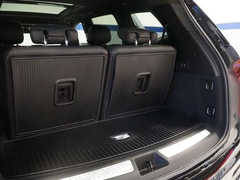 Certified 2024 Cadillac XT6 Luxury w/ LPO, Floor Liner Package AWD/4WD image 10
