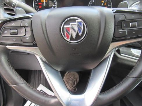 Used 2024 Buick Enclave Premium FWD image 24