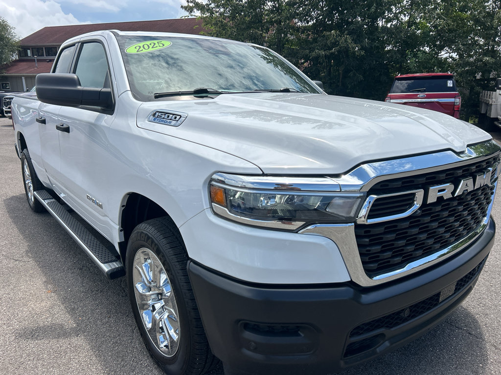 Used 2025 RAM 1500 HFE RWD image 3