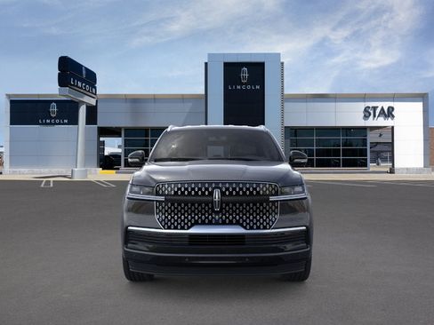 New 2026 Lincoln Navigator Premiere AWD/4WD image 6